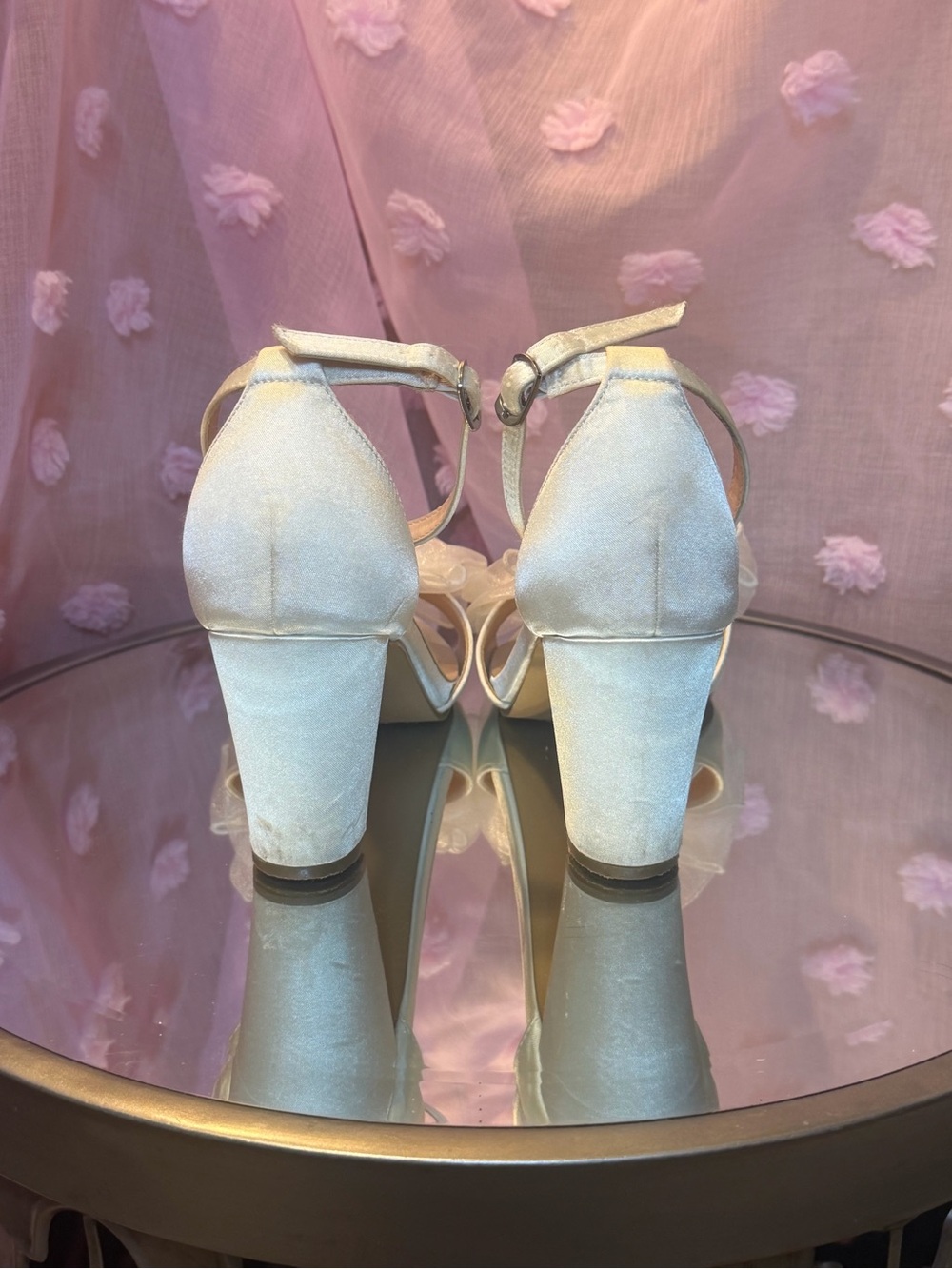 De Blossom Collection White Organza Bow Ankle-Strap Heels - Picture 2 of 3